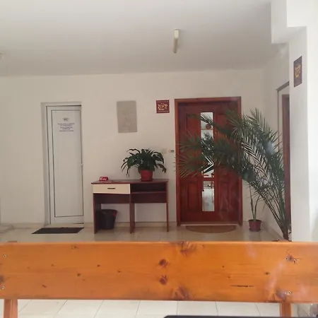 בית הארחה Gloria Holiday House